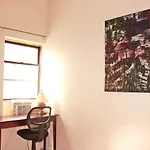 Big 3 Bedroom Apartment In Prime Chelsea Location