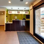 Hillside Hotel