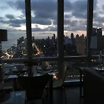 Wonderful Loft In Midtown