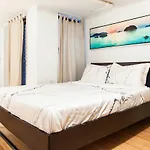 Duplex Apartment On 78Th