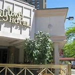 Hotel The Skyline