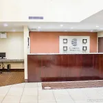 Travelodge By Wyndham Queens 3* New York