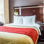 Travelodge By Wyndham Queens 3*