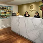 Plaza Athenee Hotel 5*