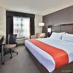 Fairfield & By Marriott Staten Island 3*