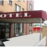 Red Carpet Brooklyn Motel New York
