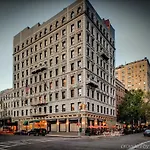 Wales Hotel 3*