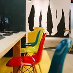 The Local Ny Hostel *