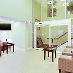 View & Jfk Airport Hotel