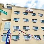 The Metropolitan Hotel 2*