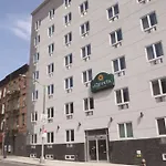 La Quinta By Wyndham Brooklyn Central 3*