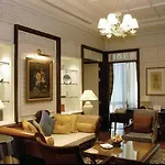 Plaza Athenee Hotel