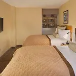 Henri 4* New York