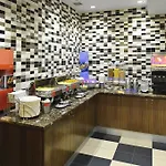 Hotel Hampton Madison Square Garden 3*
