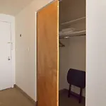 Apartment Metro *