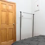 2Bdr Apt Next To Times Square