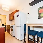 East 28Th Street Apt 5