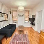 Mulberry & Grand Street Apt 1