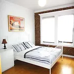 Lexington Ave. Apt 6D