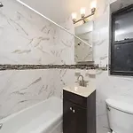 East 28Th Street Apt 13