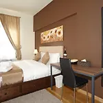 East 51St Street Apt 2R
