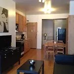 Mulberry Street Apt 15