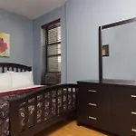 East 52Nd Street Apt 4F