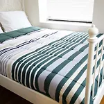 Delancey St. Apt 4