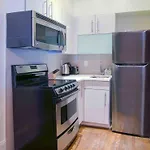 East 37Th Street Apt 5R