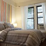 Eclectic 2Bedroom Art Studio