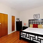 West Village 1 Bedroom Apartments
