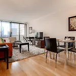 Bluebird Suites In Times Square