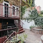 Charles Street Gardens By Onefinestay