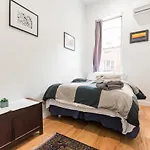 Upper West Luxury 4Bed/2Bath: Steps To Central Park