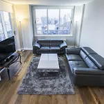 Times Square Luxury Suites Apt
