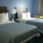 Hotel Days & By Wyndham Ozone Park/jfk Airport