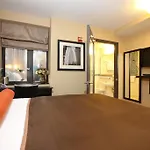 Howard Johnson Soho Hotel