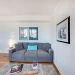 Ts 2 Bed Lux Highrise Corner Suite