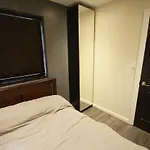 Nice And Renovated Apartments Near Times Square