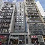Citadines Connect Fifth Avenue Hotel 3*