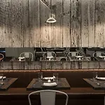 Hotel Henri