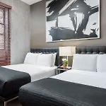 Park West Hotel