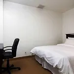 Apartment Metro