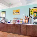 Hotel Days & By Wyndham Ozone Park/jfk Airport