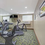 Days & By Wyndham Ozone Park/jfk Airport 2*