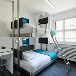 Hotel Pod 51