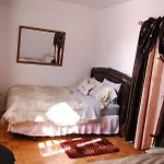 Delz Bed & Breakfast