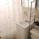 Delz Bed & Breakfast Hotel