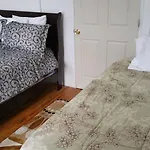 Delz Bed & Breakfast *