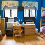 Vanderbilt Ymca Hostel *